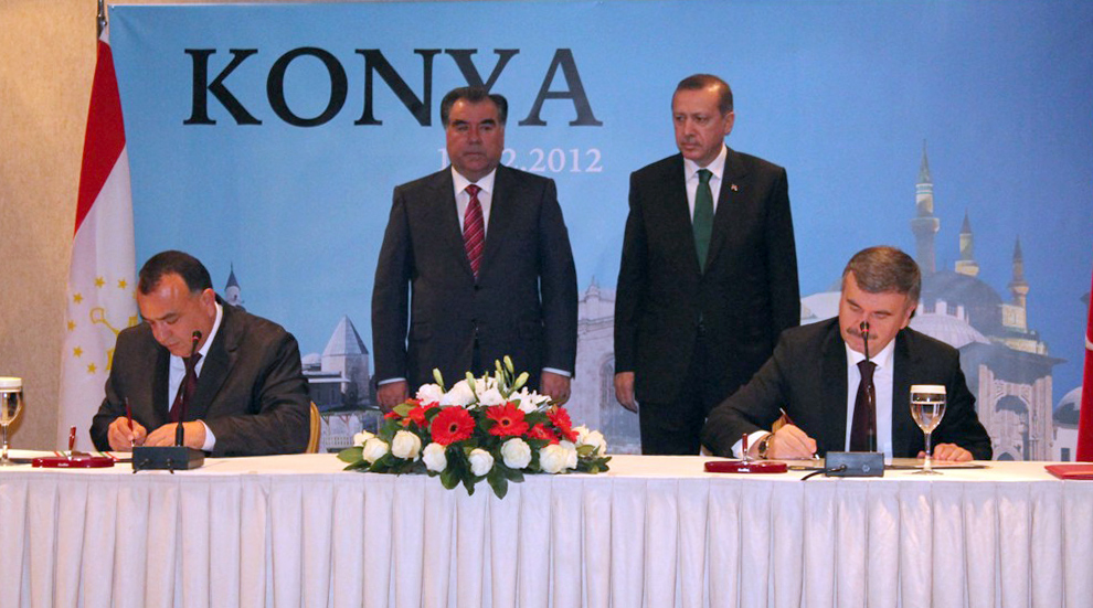 Konya İle Kulob Kardeş Şehir Oldu