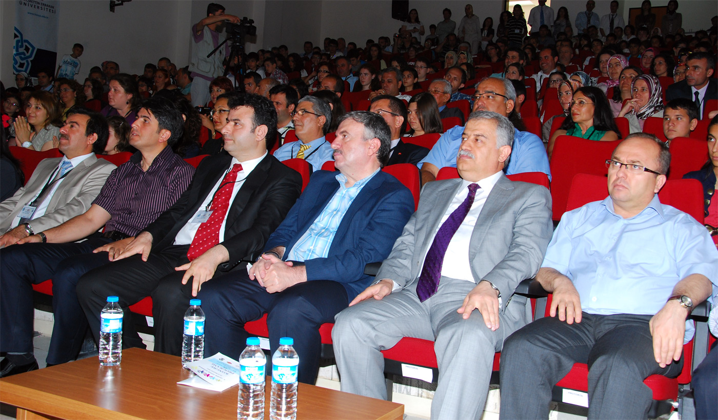 1. Ulusal Çocuk ve Gençlik Kongresi