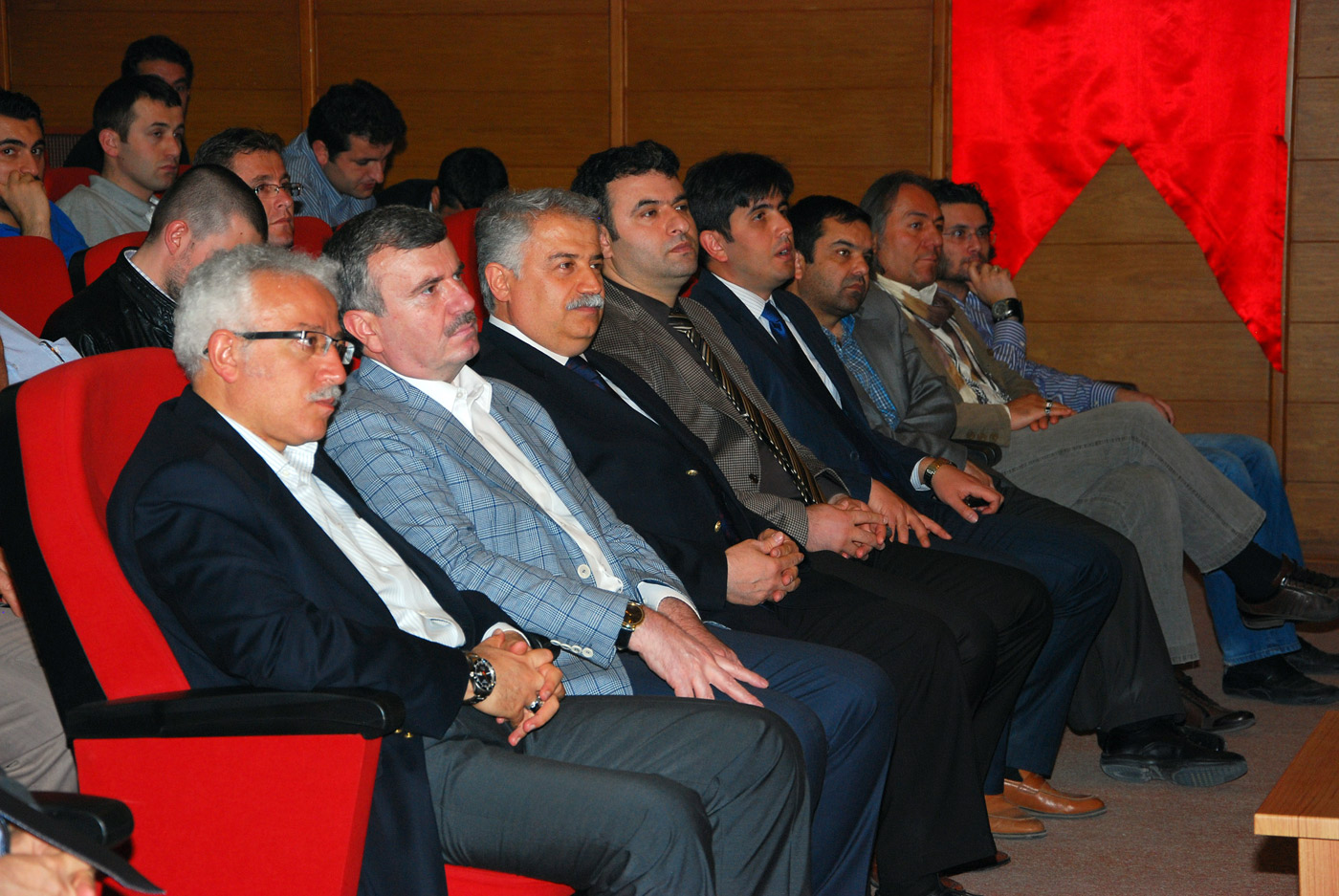 Yusuf Ziya Özcan 'Şehir ve Üniversite'yi Anlattı
