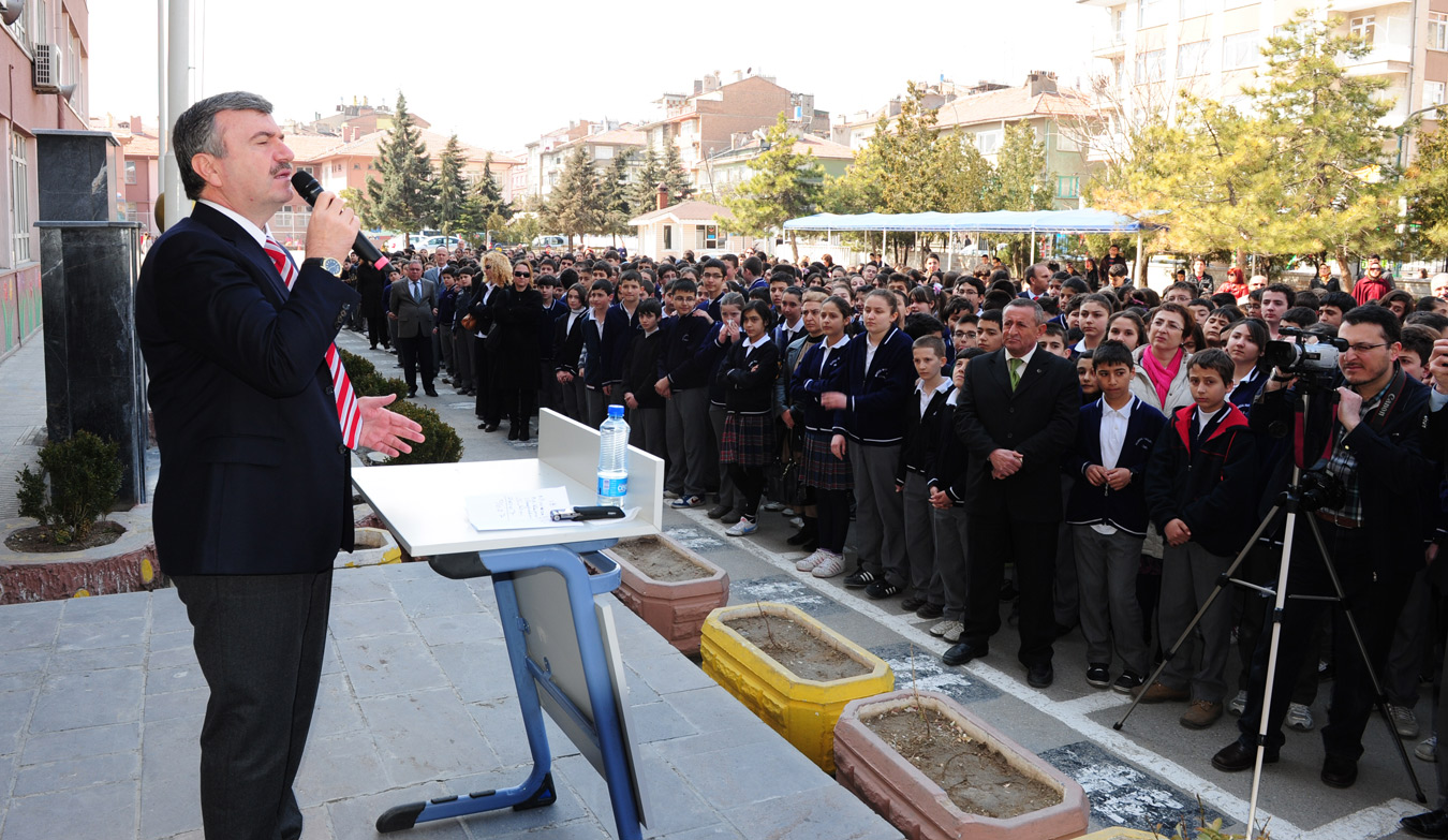 Su Tasarrufu Sağlayan Okullara Mavi Bayrak Veriliyor
