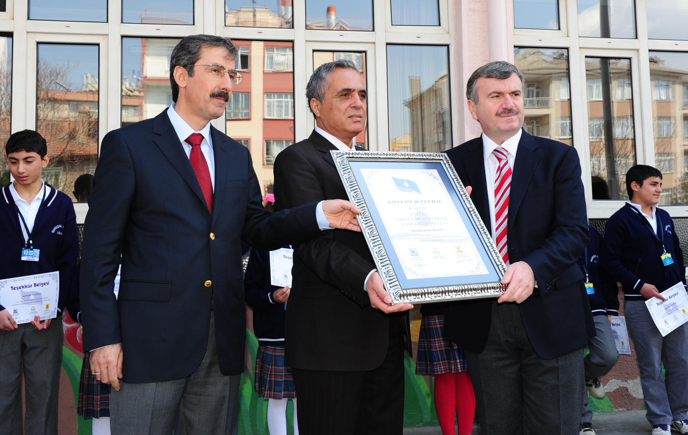 Su Tasarrufu Sağlayan Okullara Mavi Bayrak Veriliyor