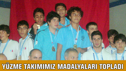 Yüzme Takımımız Madalyaları Topladı