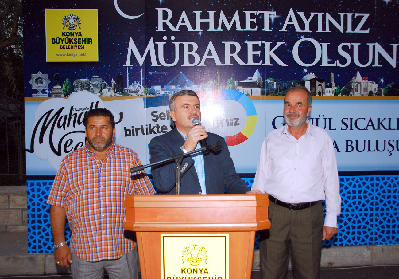 Arakan Müslümanlarına Yapılan Zulmü Kınıyoruz