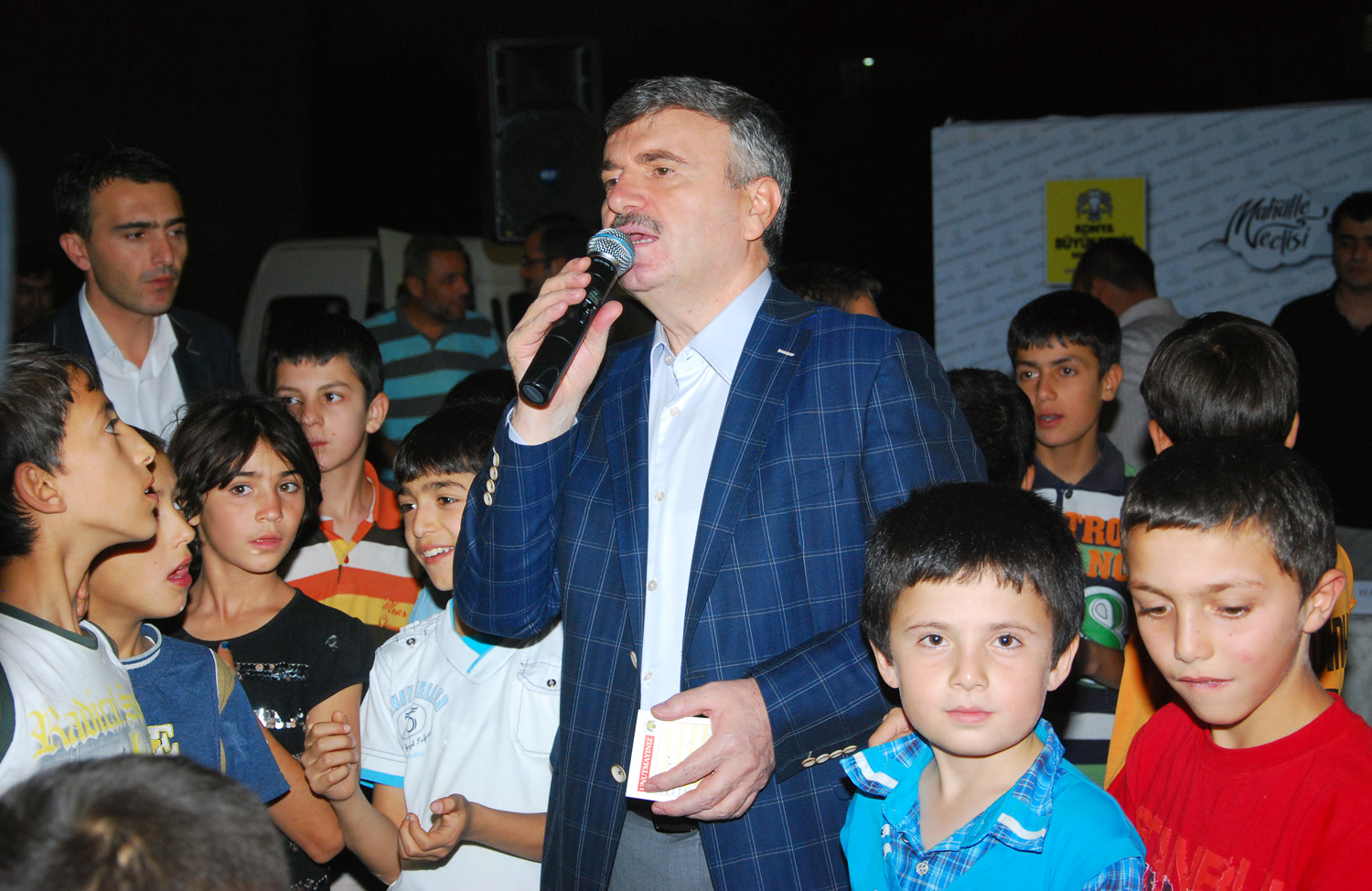 Mahalle İftarları Bütünleşmenin Sembolü