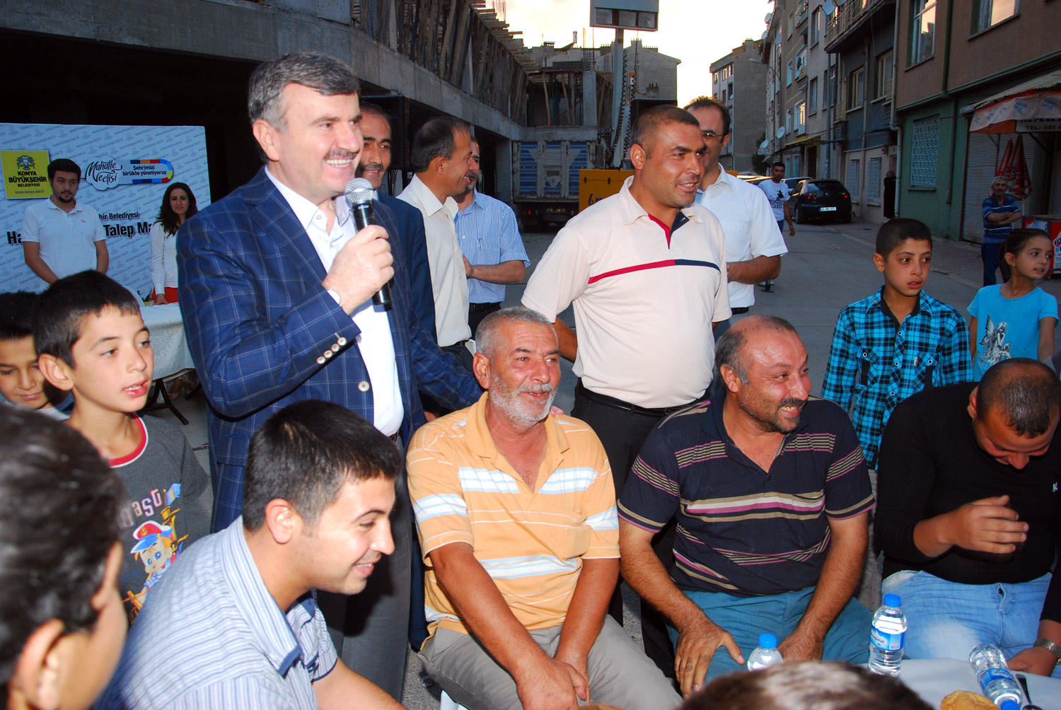 Mahalle İftarları Bütünleşmenin Sembolü