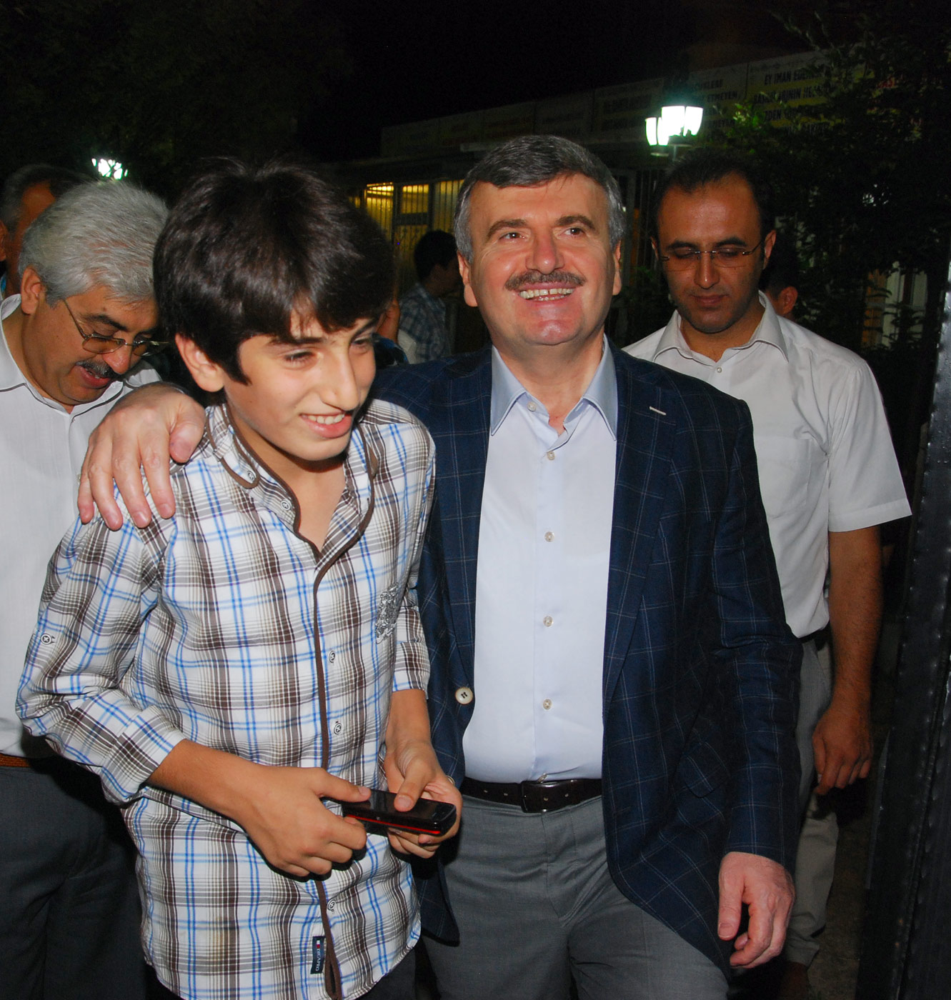 Mahalle İftarları Bütünleşmenin Sembolü