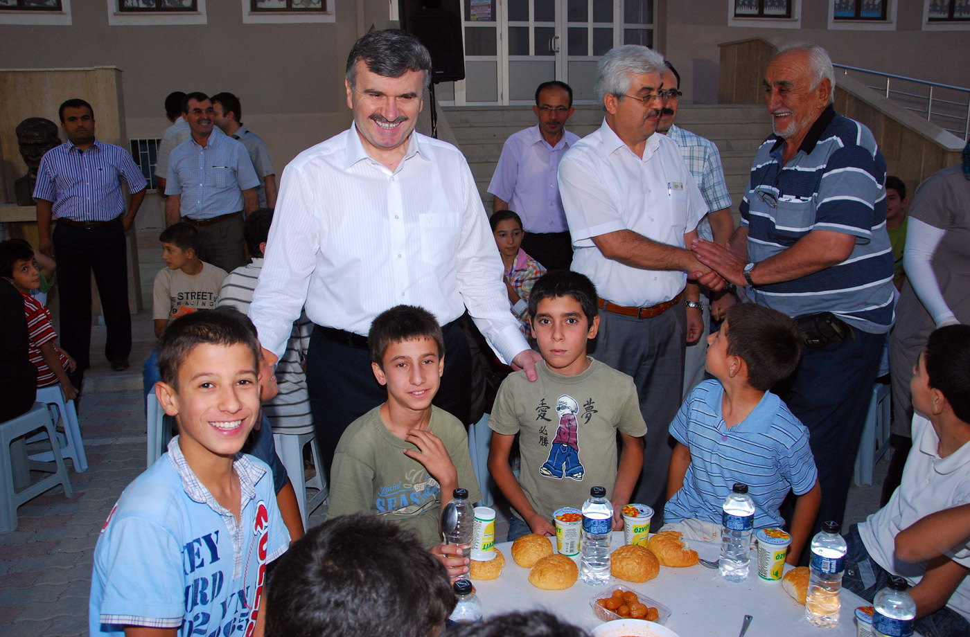 61 Mahallede 150.000 Kişiyle Buluştuk