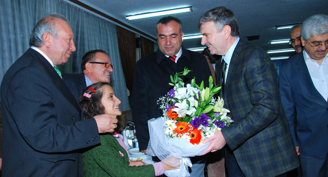 Başkan Akyürek Engellilerle Buluştu