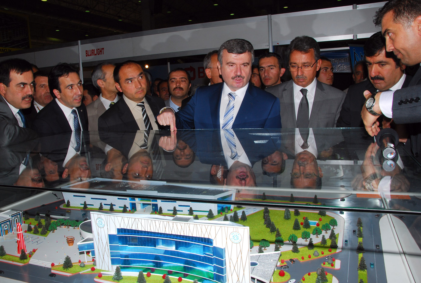8. Yerel Yönetim İhtiyaçları Fuarı Açıldı