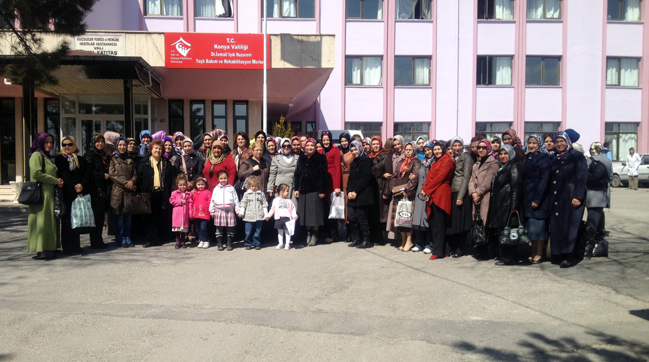 Yaşlılar Haftası'nda Büyükşehir'den Huzurevi Ziyaretleri