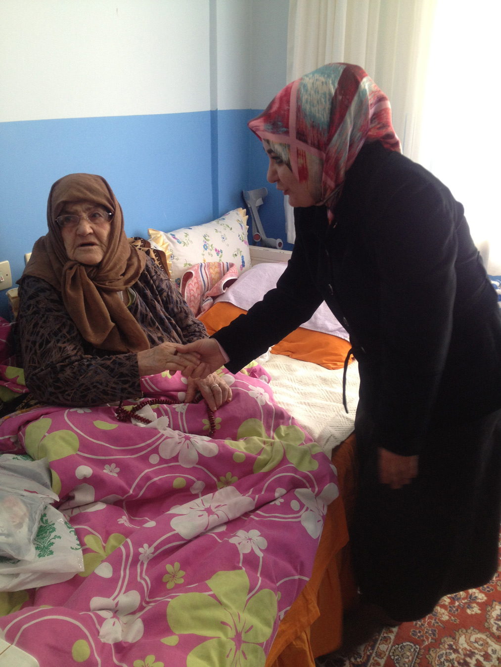 Yaşlılar Haftası'nda Büyükşehir'den Huzurevi Ziyaretleri
