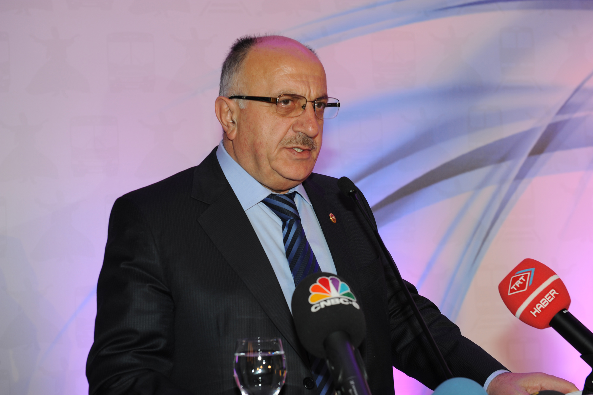 Toplu Ulaşımda Tüm Bankaların Temassız Kartları Kullanılıyor