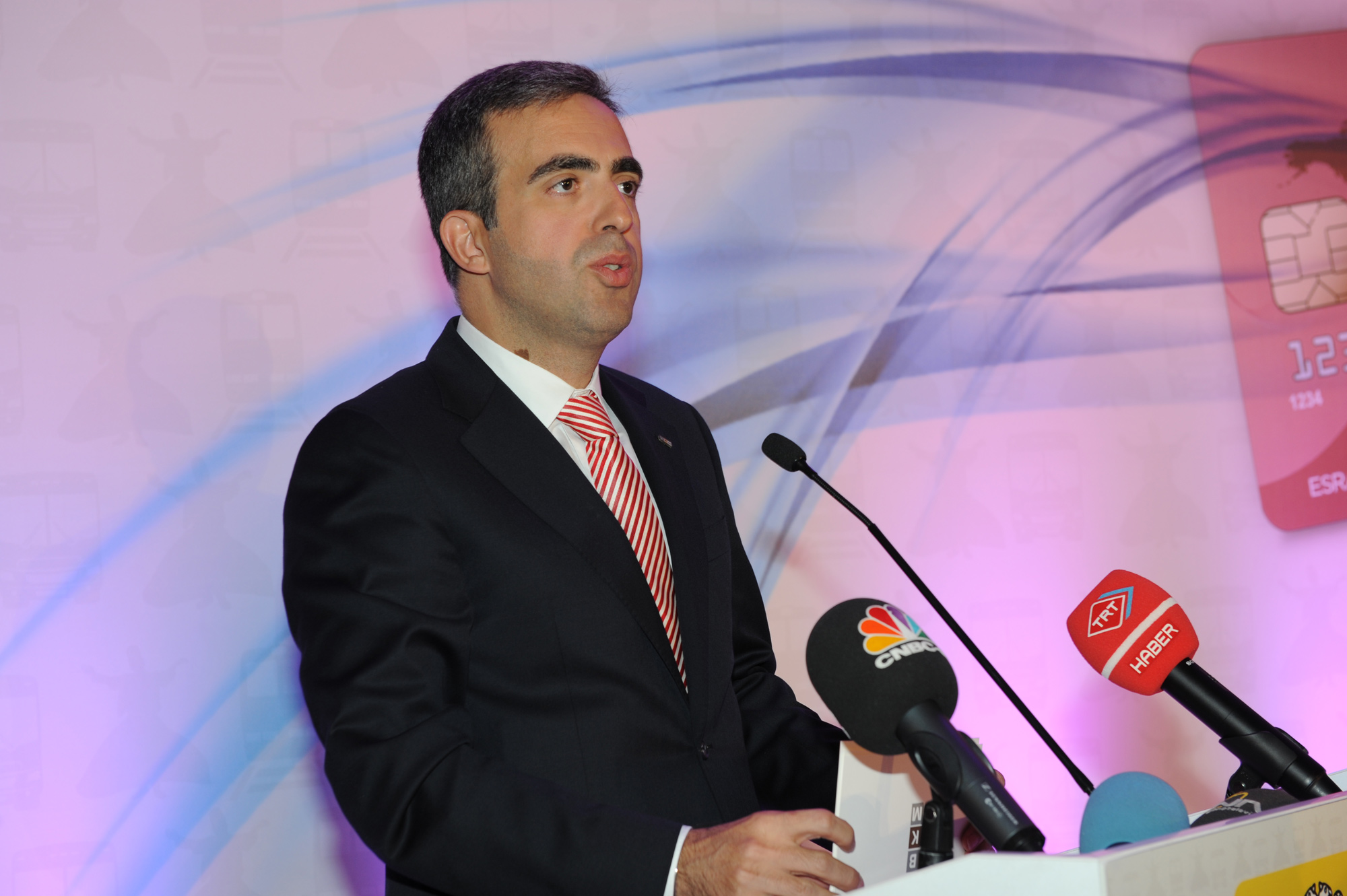 Toplu Ulaşımda Tüm Bankaların Temassız Kartları Kullanılıyor