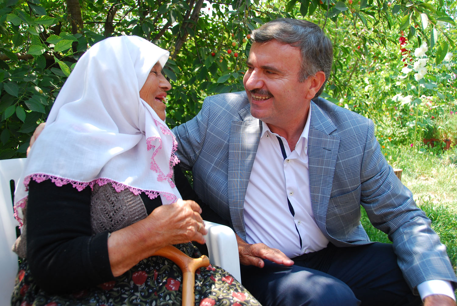 Anne Sevgisi Sevgilerin En Güçlüsüdür
