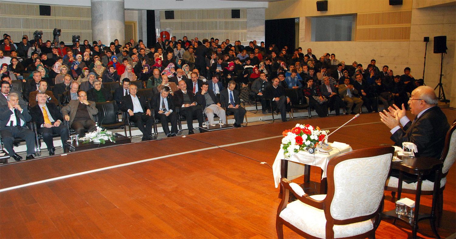 Arap Baharı Büyük Bir Değişim Fırtınasıdır