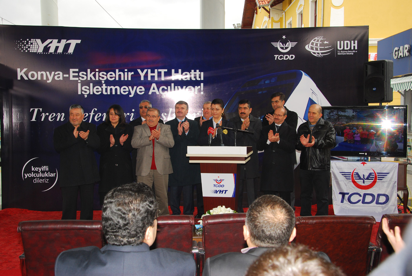 Eskişehir-Konya YHT Seferleri Başladı