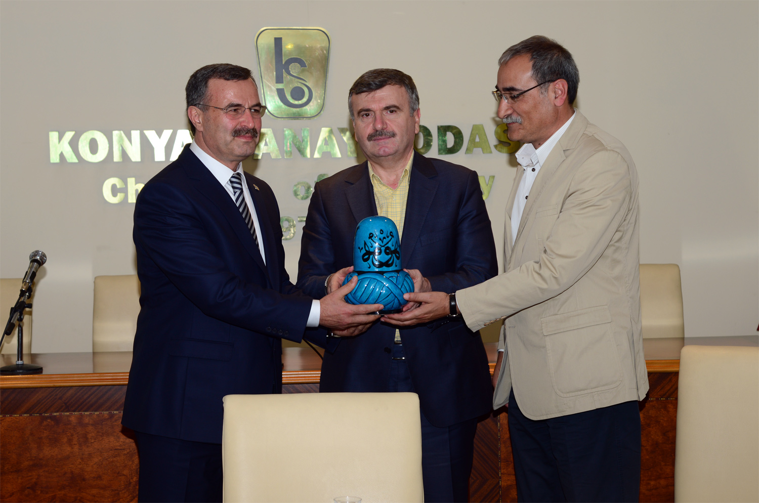 Başkan Akyürek KSO Başkanı Kütükcü'yü Tebrik Etti