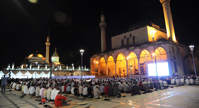Büyükşehir Belediyesi Ramazan Coşkusuna Katkı Yapıyor