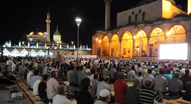 Büyükşehir Belediyesi Ramazan Coşkusuna Katkı Yapıyor
