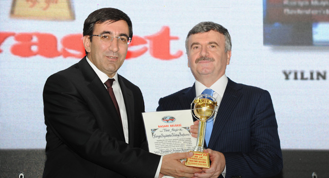 Yılın Büyükşehir Belediye Başkanı Tahir Akyürek