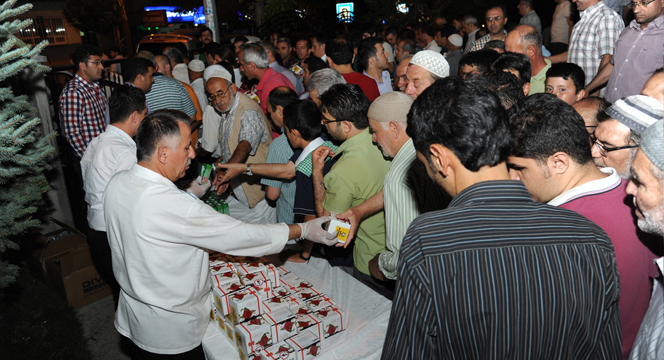Sultan Selim Camii Ramazan Öncesi Yeniden İbadete Açılıyor