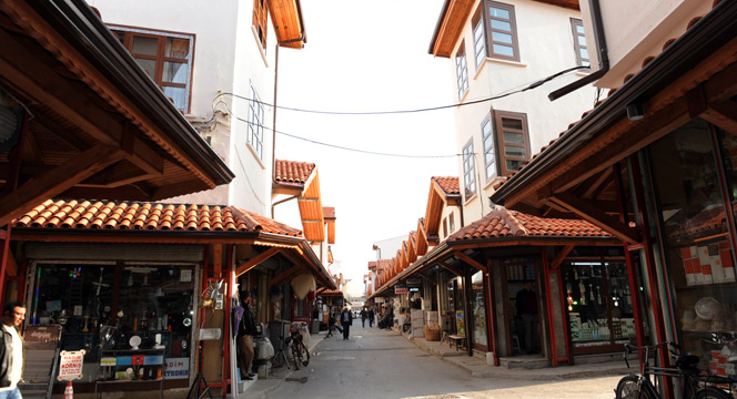 Tarihi Bedesten Adım Adım Değişiyor
