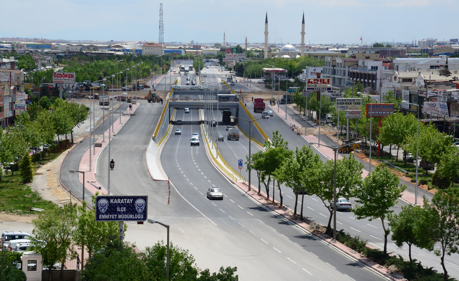 Borsa Köprülü Kavşağı Trafiğe Açıldı