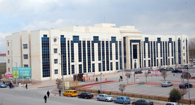 Bölge Adliye Mahkemesi Tamamlandı