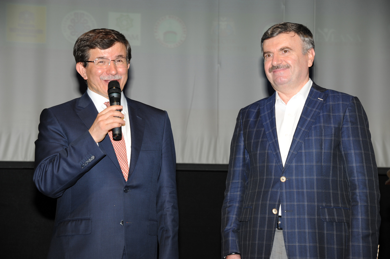 Bakan Davutoğlu'ndan 'Türkiye'nin Stratejik Ufku ve Büyük Doğu' Konferansı