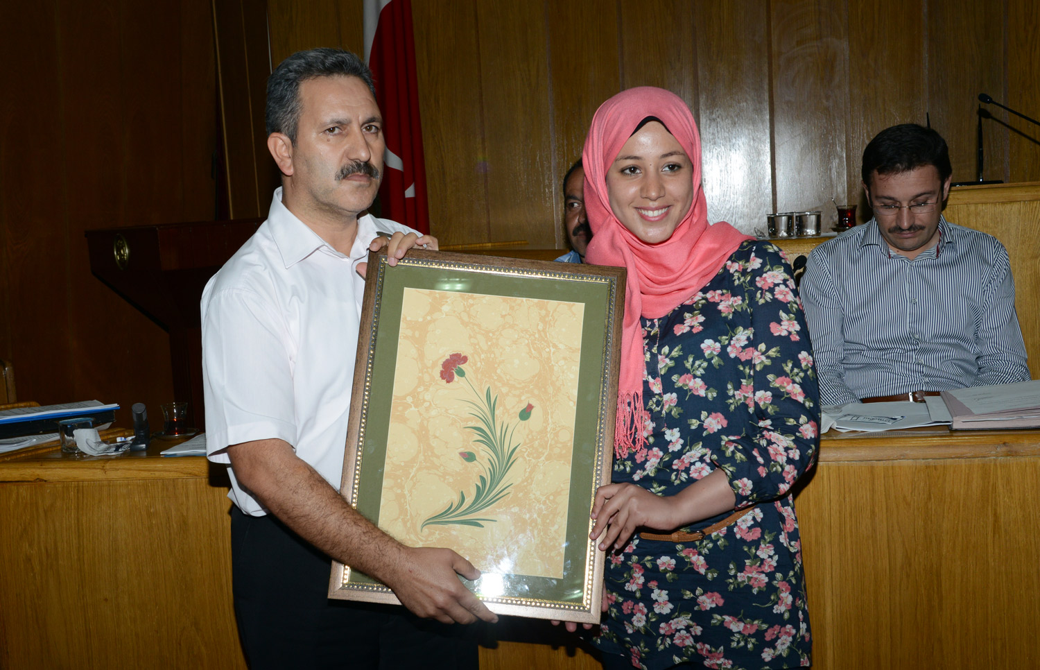 19 Ülkeden Gelen Öğrenciler KOMEK'te Ebru Öğrendi