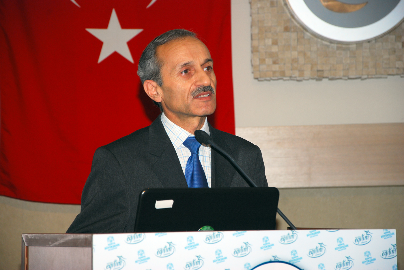 KOMEK Öğretmenlerine 'Eğitim, Sanat ve İletişim' Semineri
