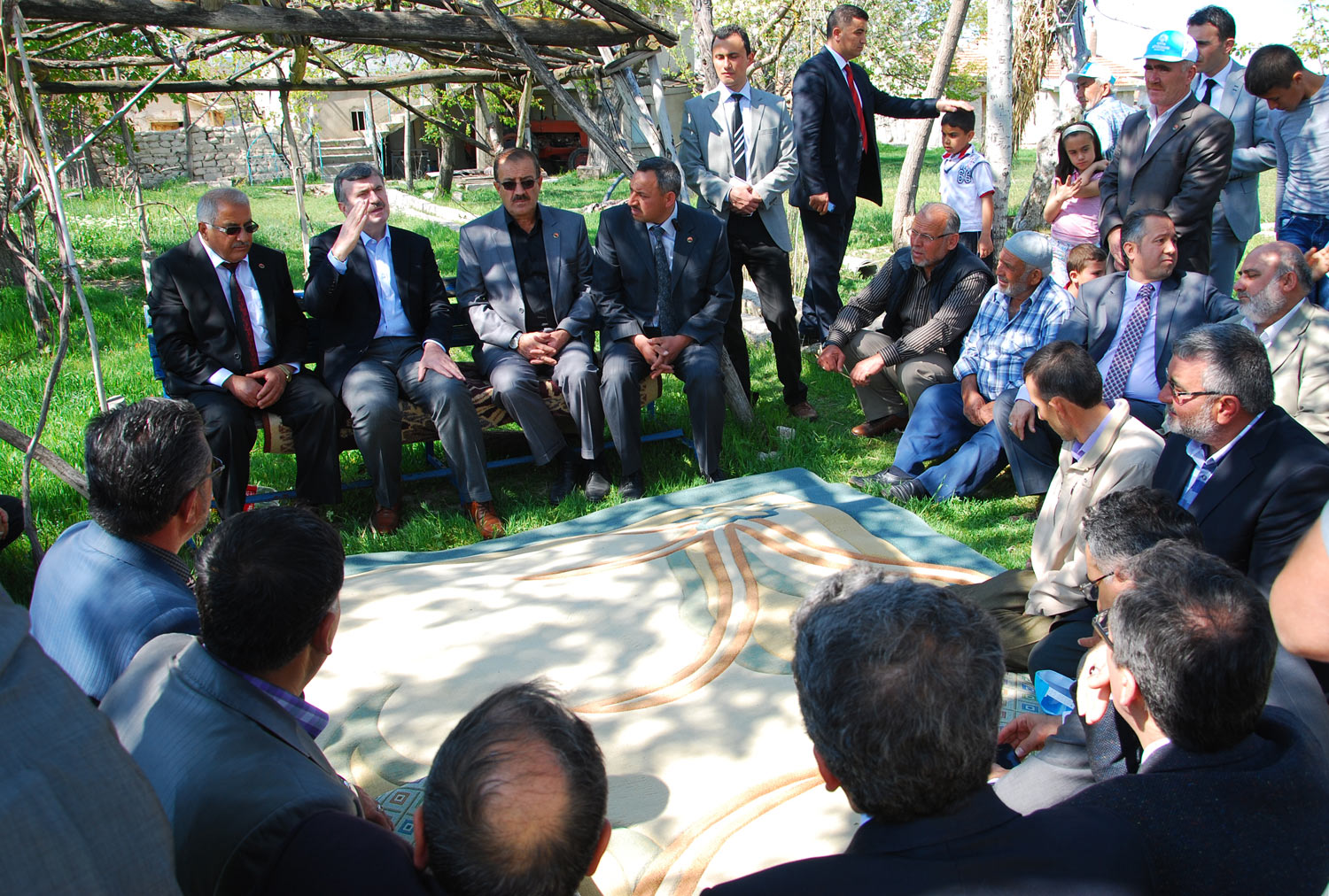 Konya Güller Şehri Haline Geldi