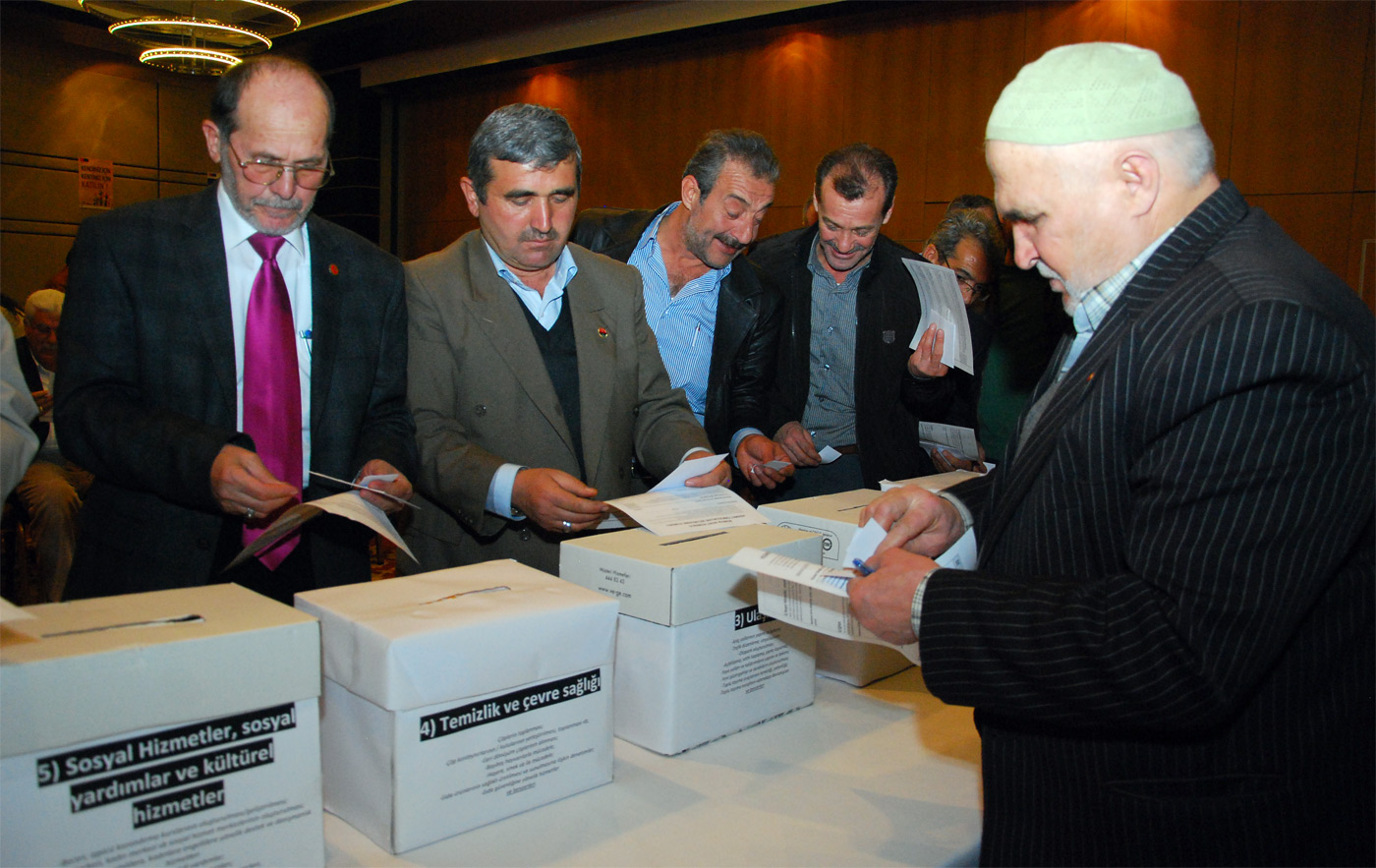 Muhtarlar Hizmet Öncelikleri İçin Oy Kullandı