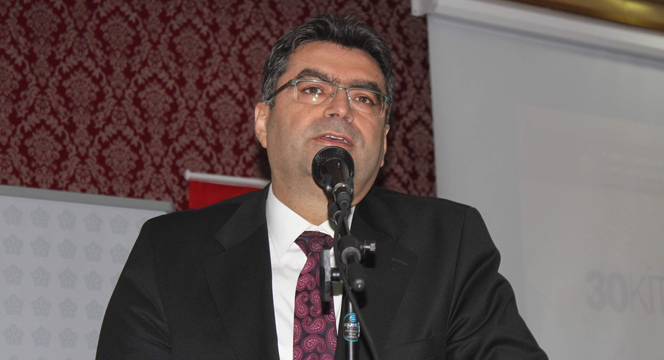 Necip Fazıl '30 Kitap 30 Konuşmacı' Konferansları İle Anılıyor