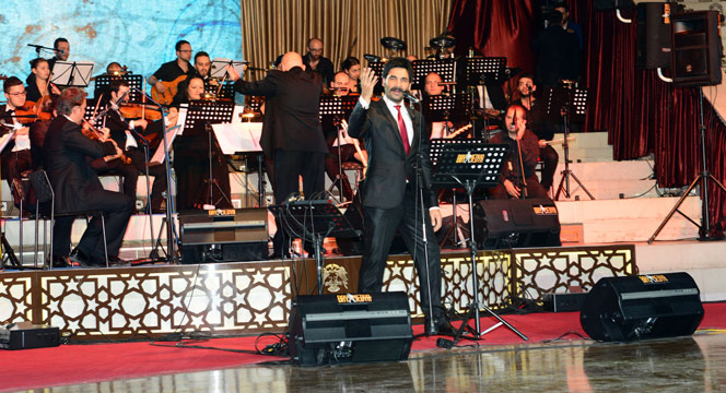 Necip Fazıl Sergi ve Video Projeksiyon Sunumuyla Anlatıldı