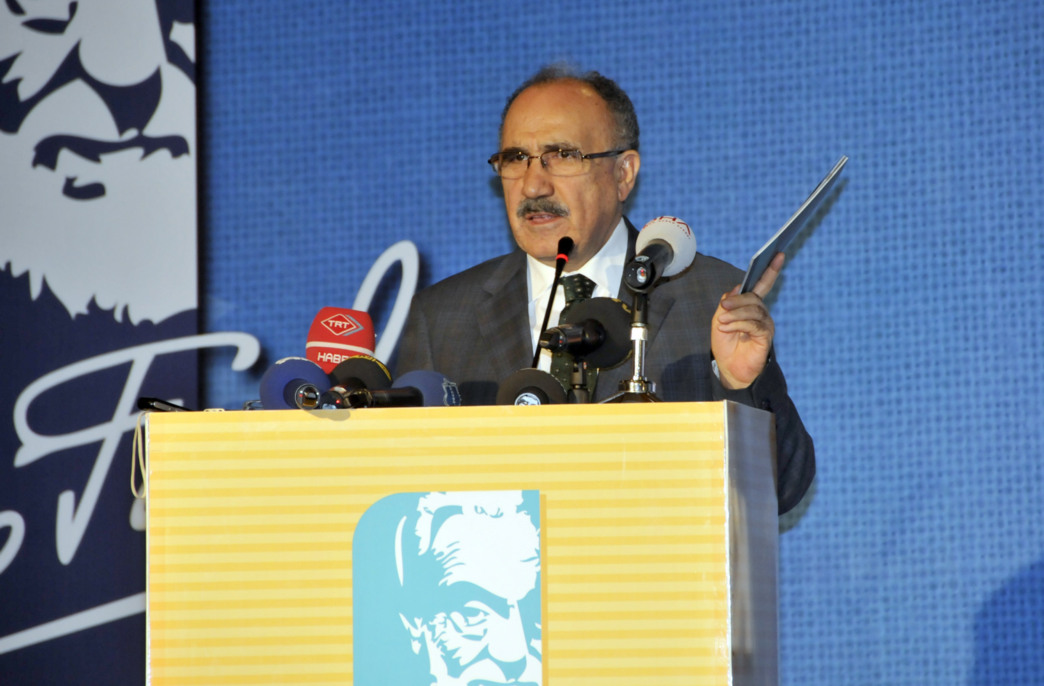 Vefatının 30. Yılında Necip Fazıl'ı Anma Etkinlikleri Başladı