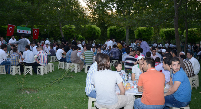 Konya Halkı Her Zaman Mazlumların Yanında