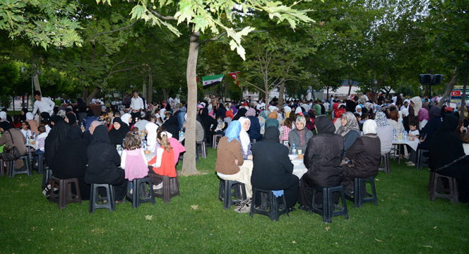 Konya Halkı Her Zaman Mazlumların Yanında