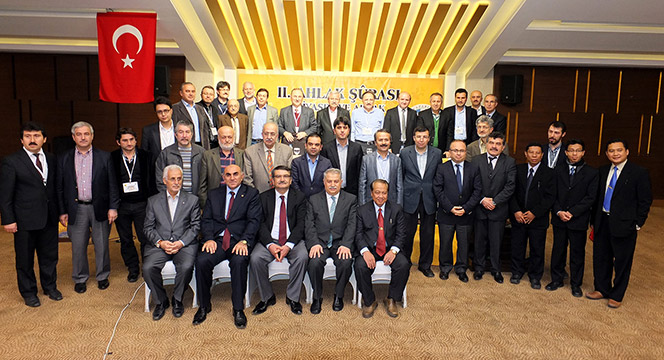2. Ahlak Şûrası'nda 'Siyaset ve Ahlak' Konuşuldu