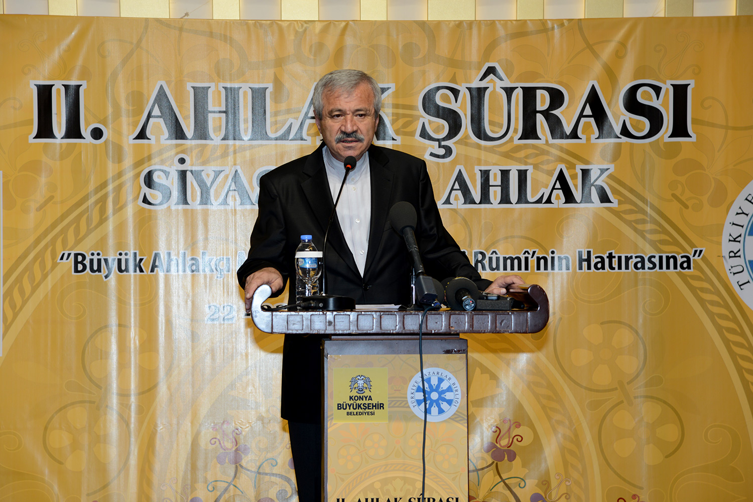 Hayatın Her Alanında Ahlakı Egemen Kılalım