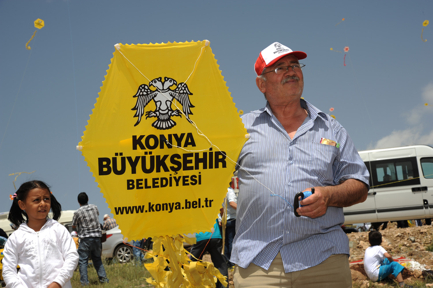 Konya'da Uçurtma ve Bisiklet Şenliği Coşkusu