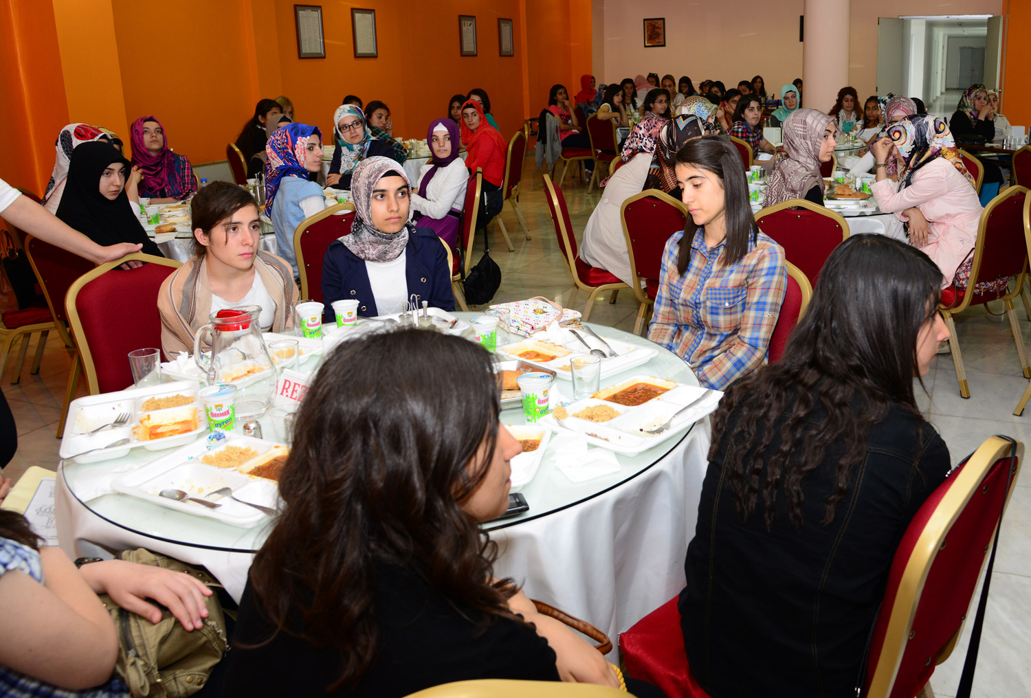 Diyarbakır İle Konya Arasında Gönül Köprüsü Kuruluyor