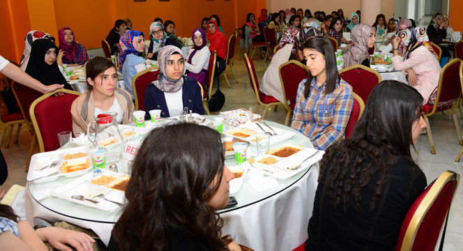 Diyarbakır İle Konya Arasında Gönül Köprüsü Kuruluyor