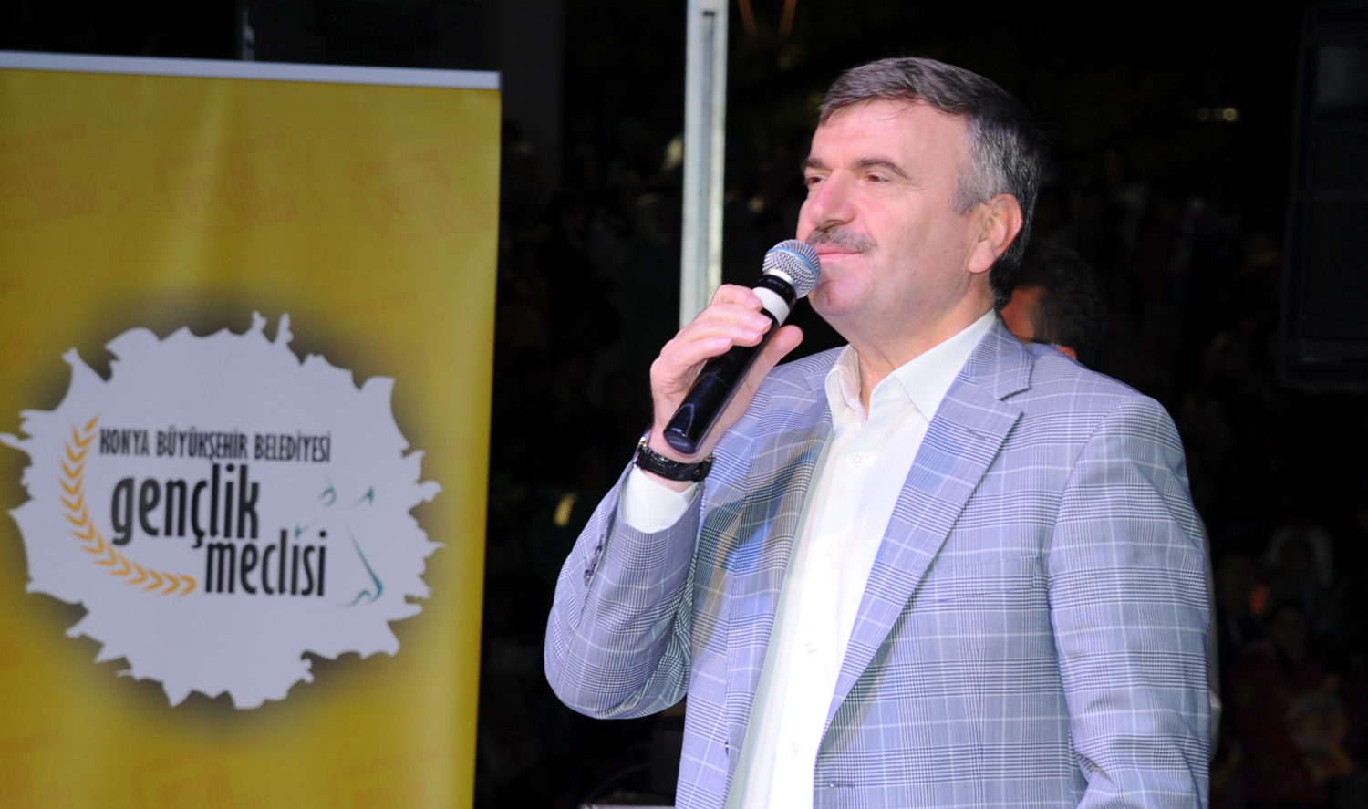 Üç Ayların Gelişi Fener Alayı İle Kutlandı