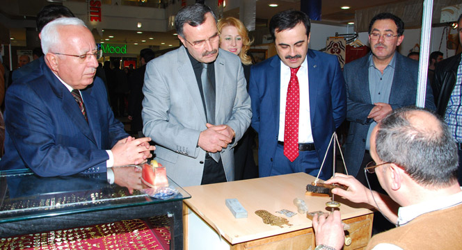 Dünden Bugüne Geleneksel Türk El Sanatları Şöleni Başladı