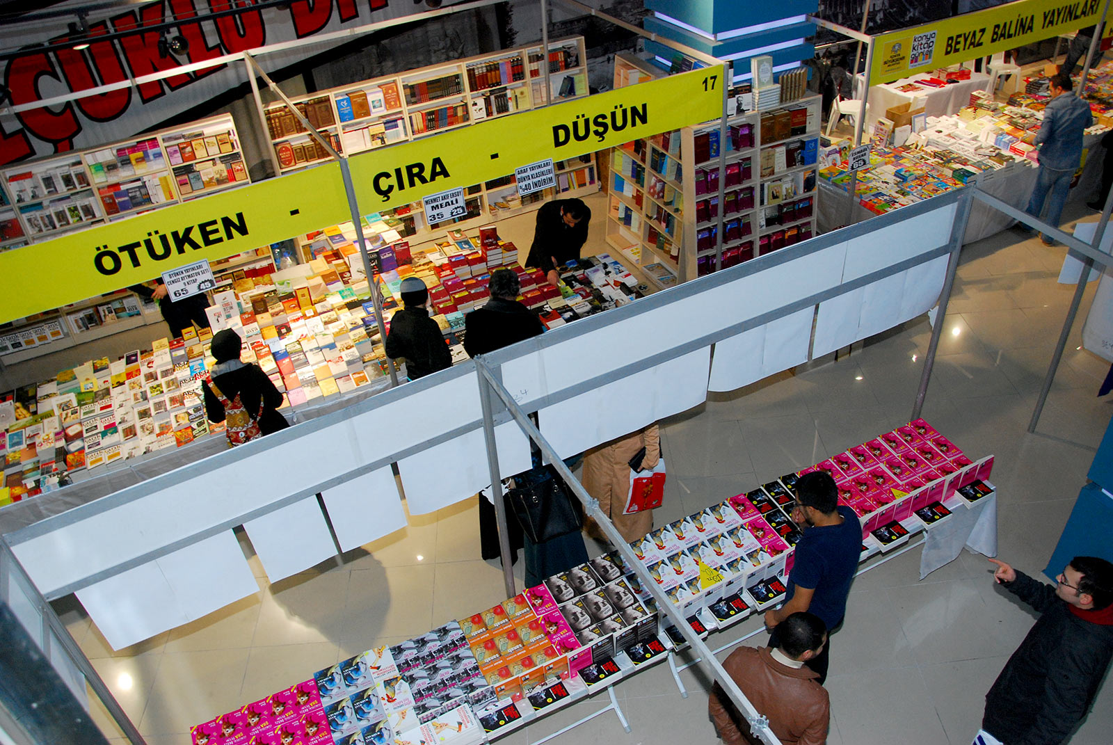 Konya Kitap Günleri Yoğun İlgi Görüyor