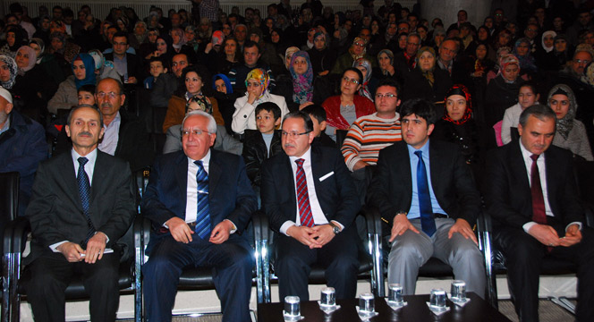 Doç. Dr. Mustafa Karataş 'Evlilik ve Aile'yi Anlattı