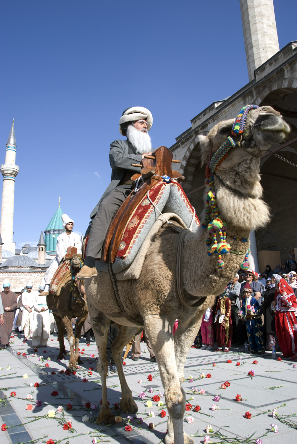 Hazreti Mevlana ve Ailesi 785. Kez Sevgiyle Karşılandı
