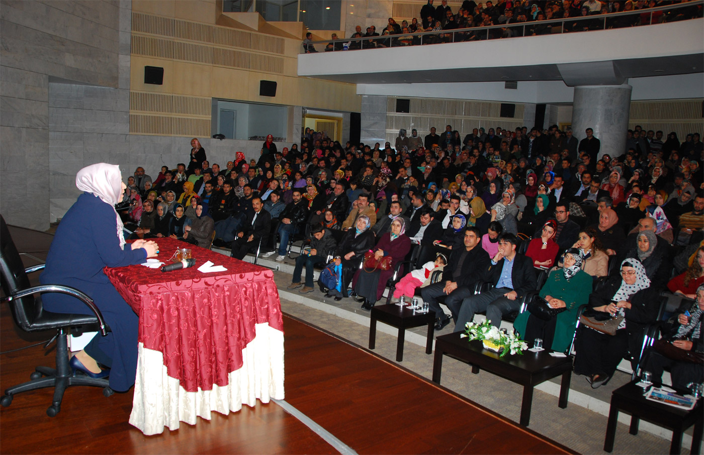 Evlilik Okulu Seminerleri Devam Ediyor