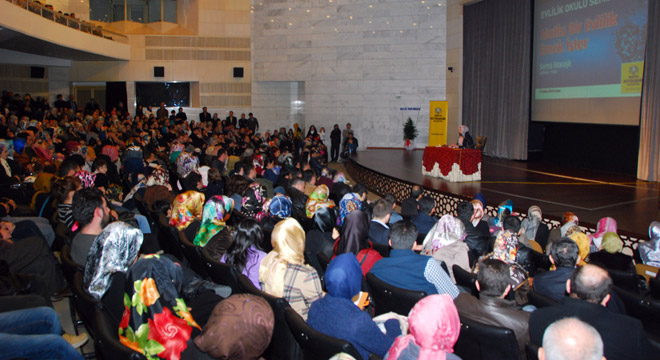 Evlilik Okulu Seminerleri Devam Ediyor